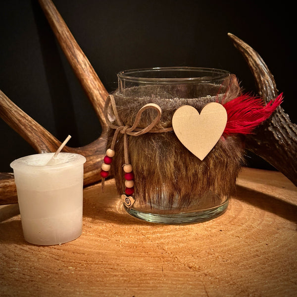 ♥Gros porte bougie/ photophore en verre et fourrure. INCLUS: Bougie pilier Votive – SAUGE BLANCHE.( LE PRIX EST POUR UN ENSEMBLE DE 2!)