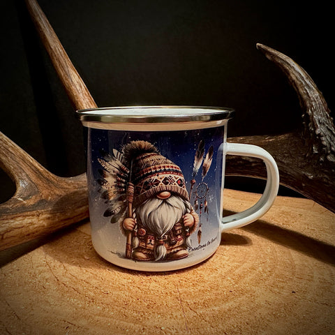 Tasse en émaille de qualité.'Le gnautochtone de Noël'. Images des 2 côtés de la tasse.