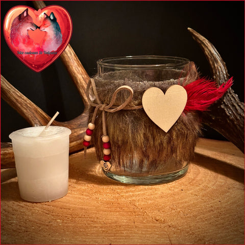 ♥Gros porte bougie/ photophore en verre et fourrure. INCLUS: Bougie pilier Votive – SAUGE BLANCHE.