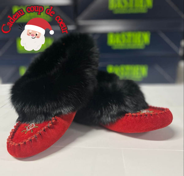 #542.Mocassin femme. - Suède américain - Perlé à la main - Fourrure de lapin (Livraison incluse dans le prix)